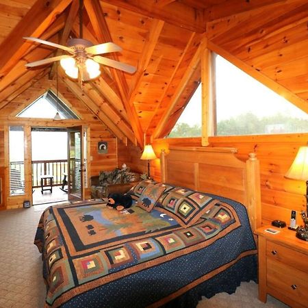A Stone'S Throw Cabin Pigeon Forge Exterior photo