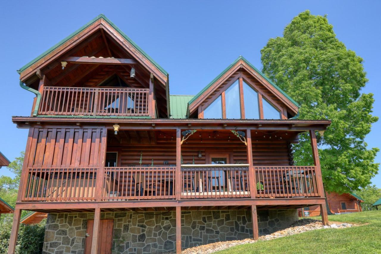 A Stone'S Throw Cabin Pigeon Forge Exterior photo